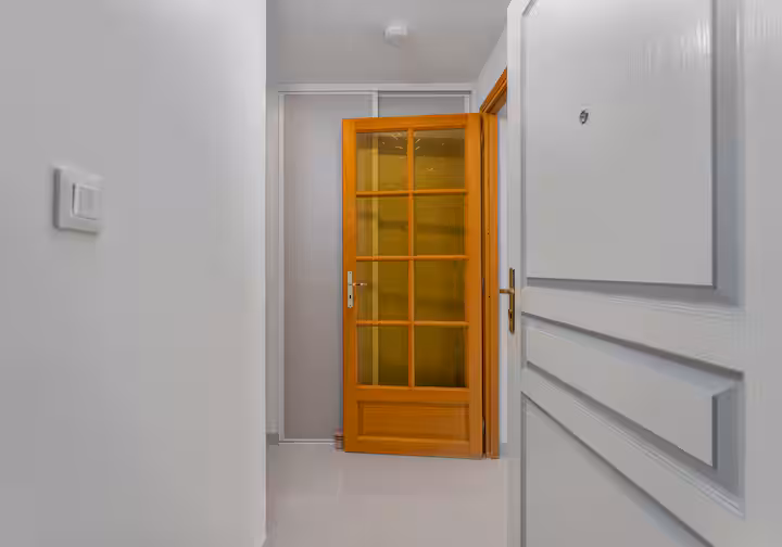 Le couloir de distribution de l'appartement